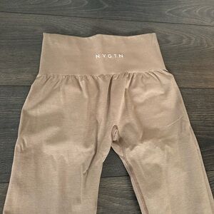 NVGTN Taupe Shape Seamless Leggings M